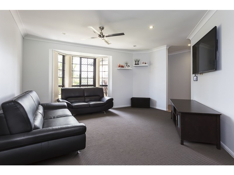 18 Kestrel Court, Victoria Point QLD 4165