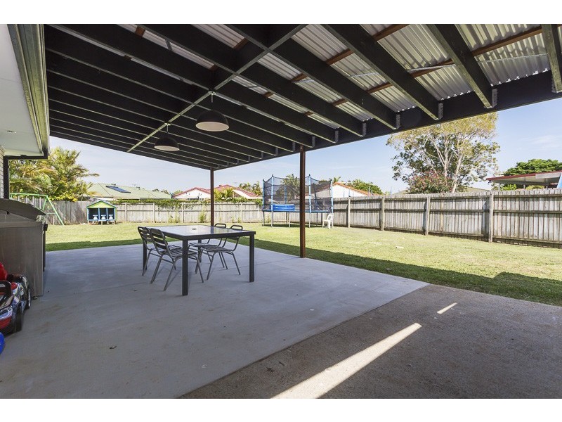 18 Kestrel Court, Victoria Point QLD 4165