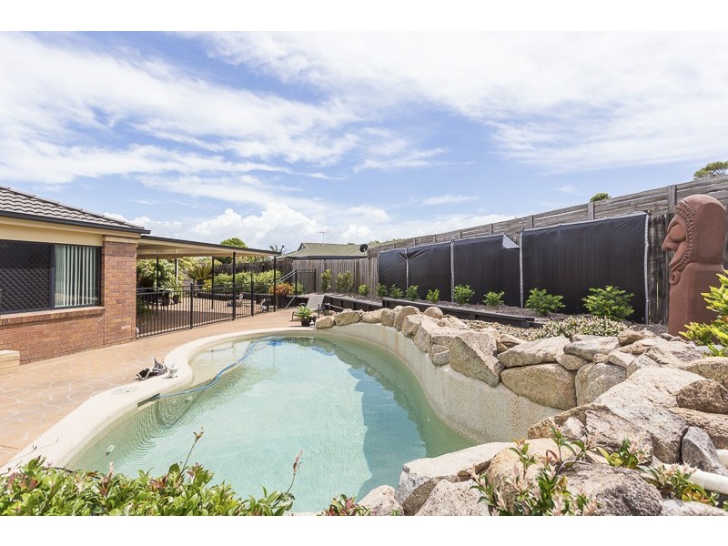 6 Kintyre Street, Victoria Point QLD 4165