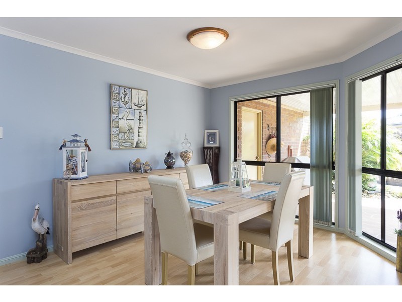 6 Kintyre Street, Victoria Point QLD 4165