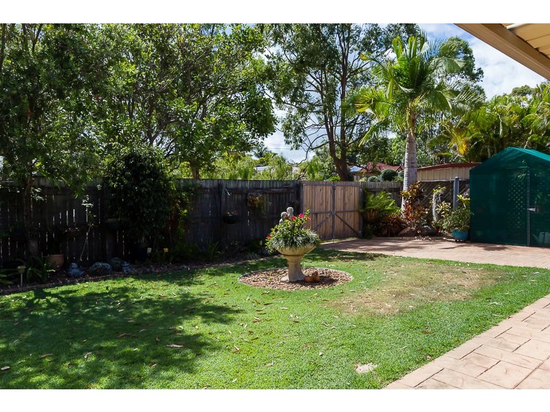 15 Pinelands Circuit, Redland Bay QLD 4165