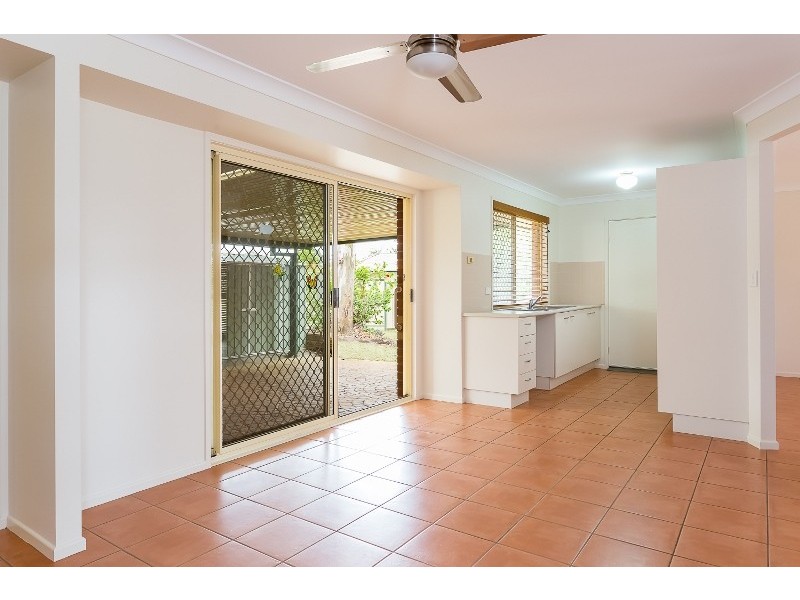 16 Bangalow Street, Victoria Point QLD 4165