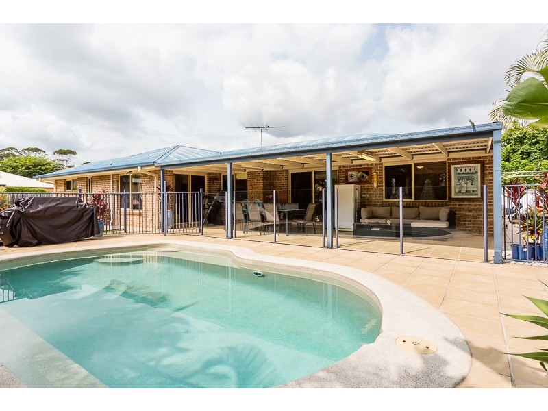 9 Kestrel Court, Victoria Point QLD 4165