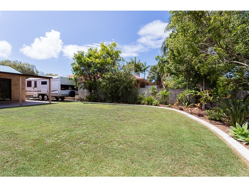 30 Pin Oak Crescent, Victoria Point QLD 4165