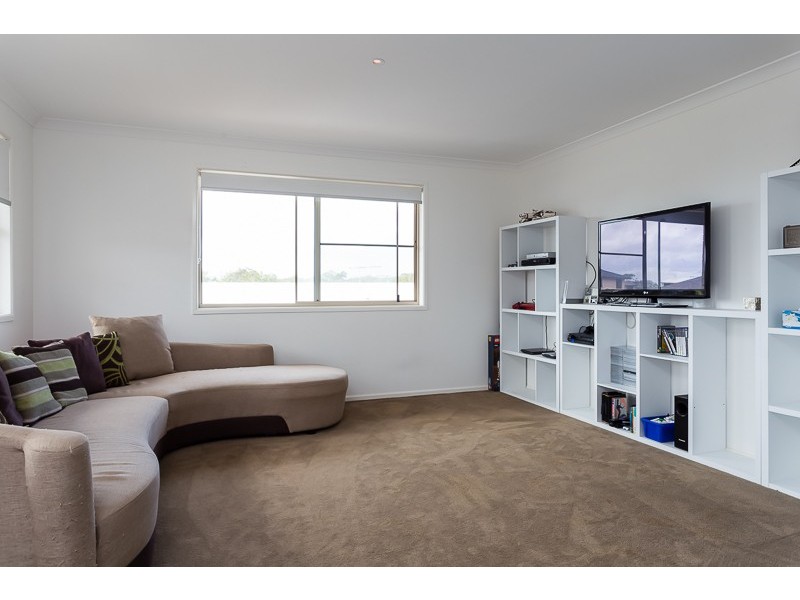 19 Coachwood Street, Redland Bay QLD 4165