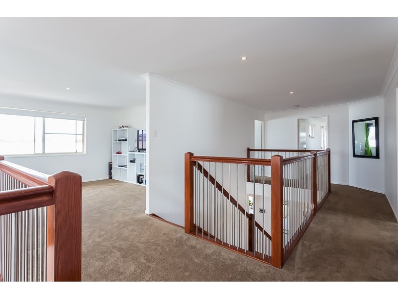 19 Coachwood Street, Redland Bay QLD 4165