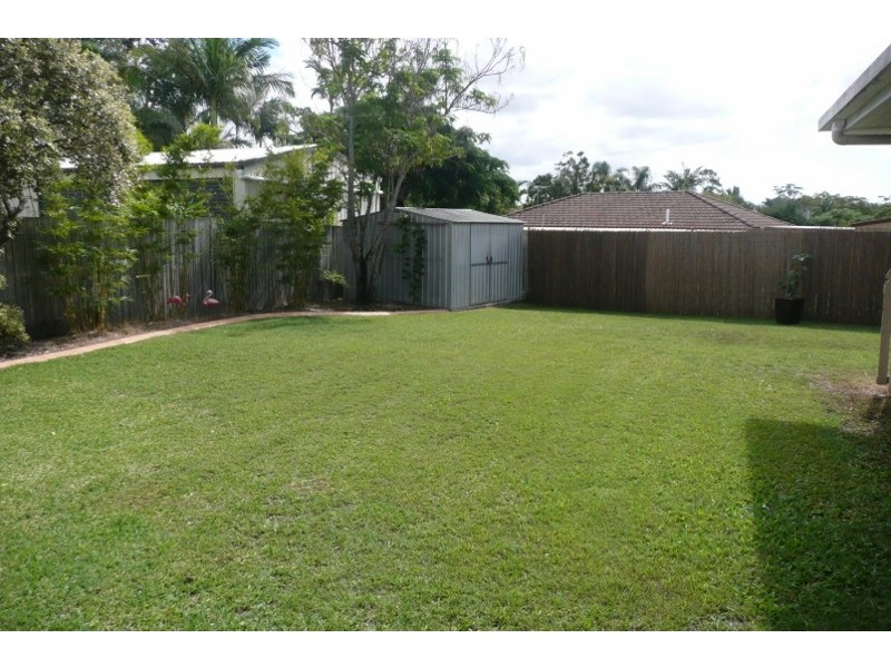 6 Pin Oak Crescent, Victoria Point QLD 4165