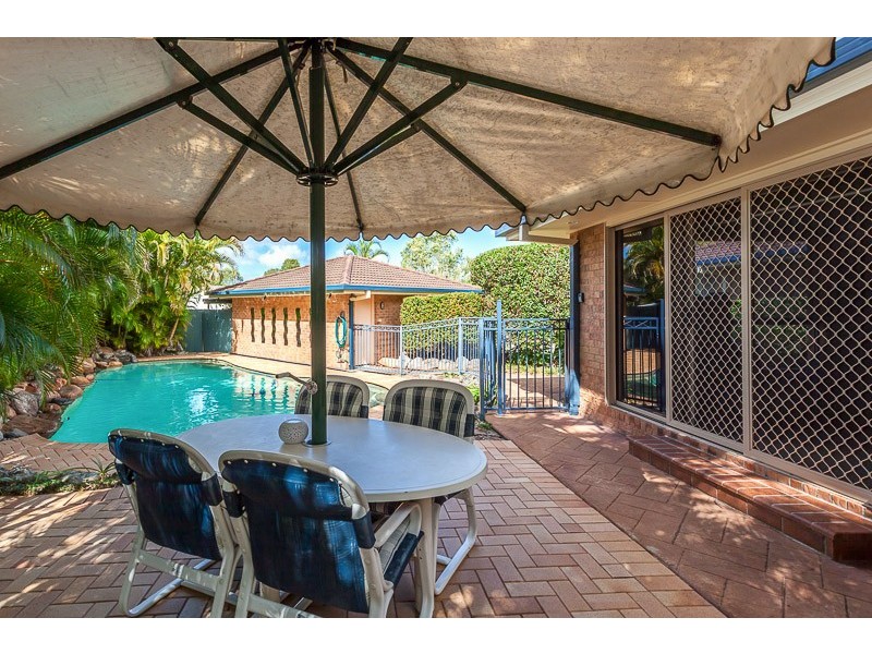 2 Jasmine Court, Victoria Point QLD 4165