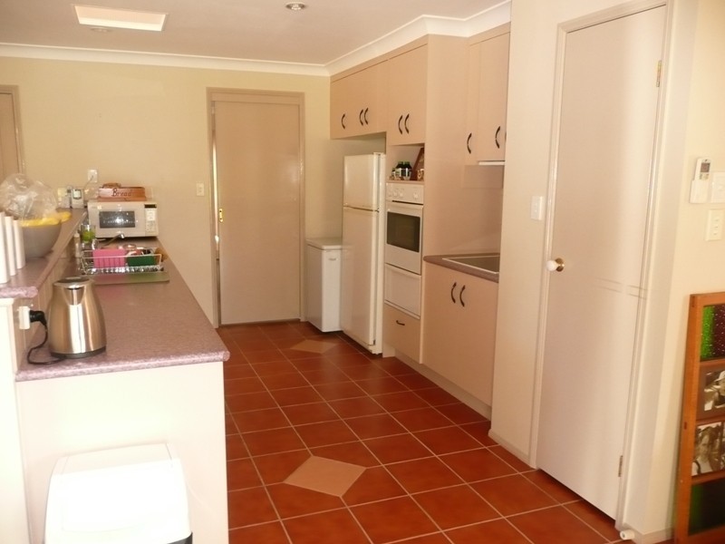 19 Holly Road, Victoria Point QLD 4165