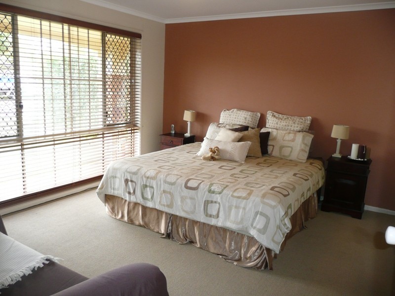 11 Greenwich Court, Alexandra Hills QLD 4161