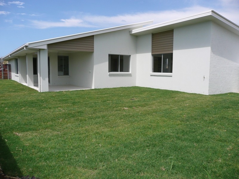 21 Coachwood Street, Redland Bay QLD 4165