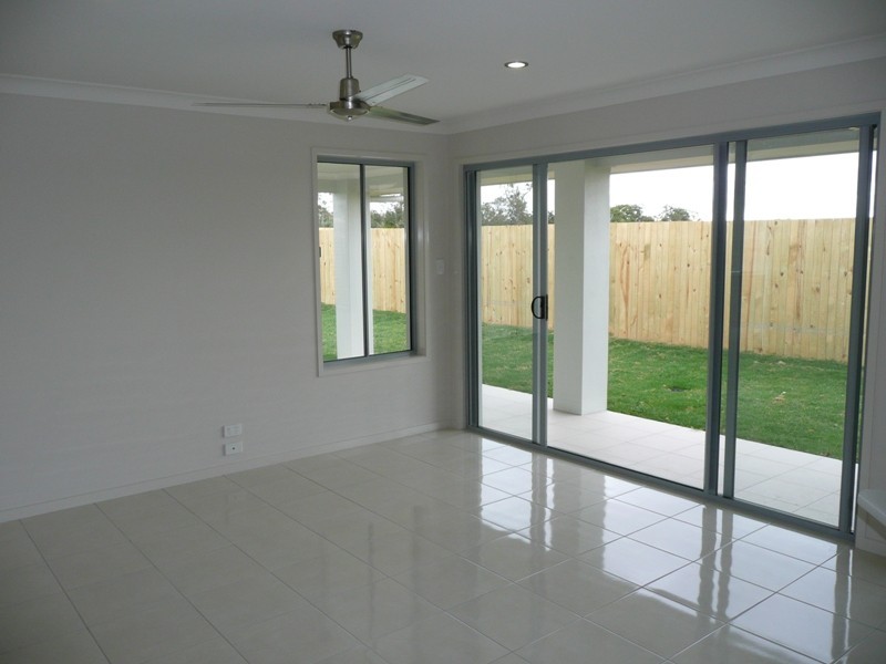 21 Coachwood Street, Redland Bay QLD 4165