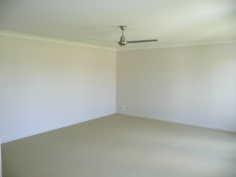 21 Coachwood Street, Redland Bay QLD 4165