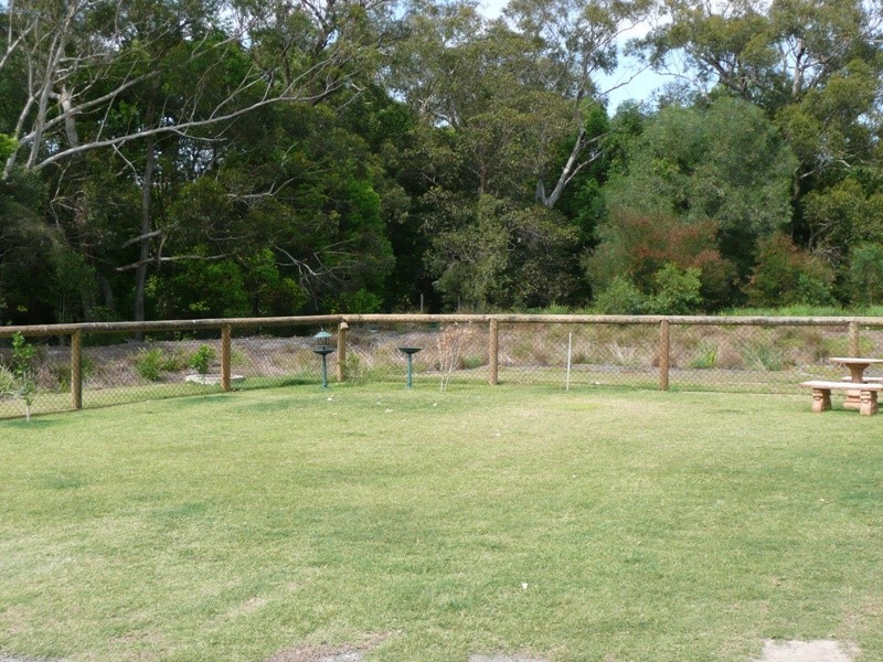 6 Emperor Drive, Redland Bay QLD 4165