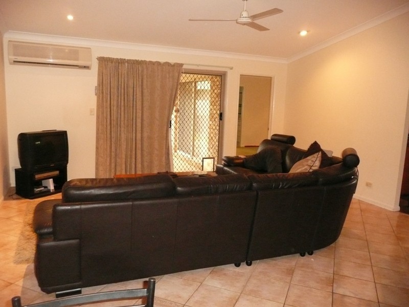 46 Strachan Road, Victoria Point QLD 4165