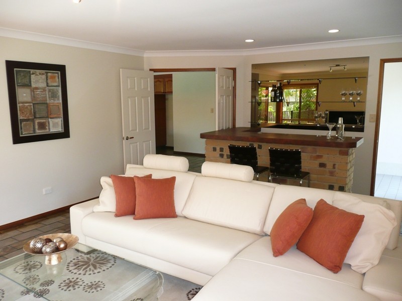 34 Mary Pleasant Drive, Birkdale QLD 4159