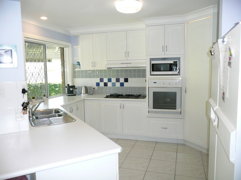 57 Waratah Avenue, Victoria Point QLD 4165