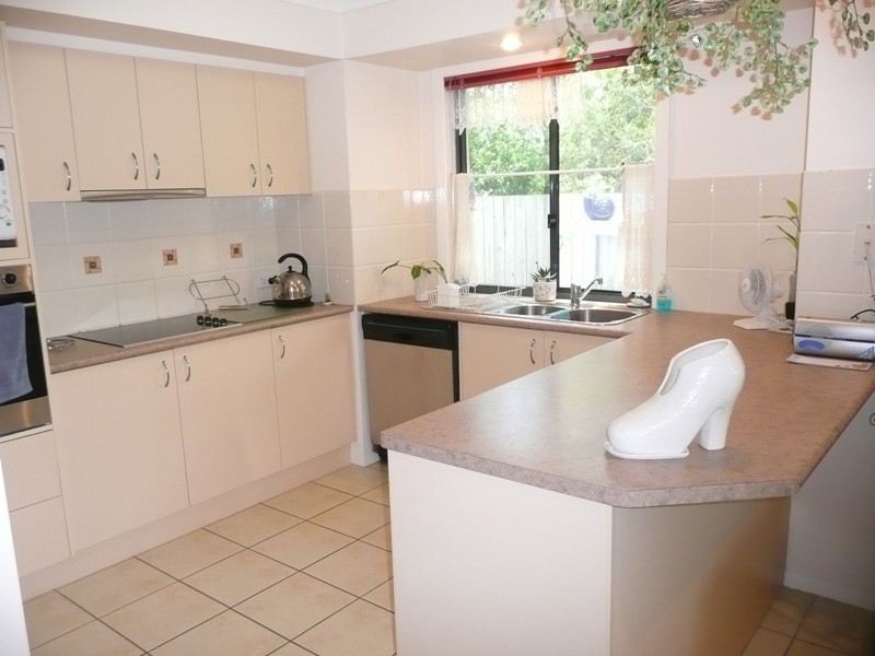 2/23 Olympus Drive, Cleveland QLD 4163