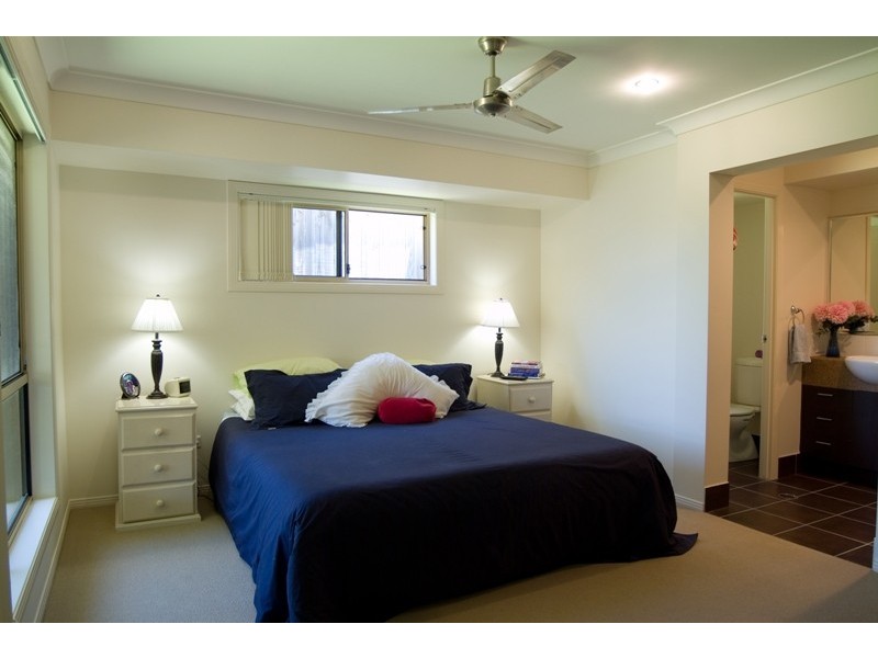 5 Timkelnik Crescent, Victoria Point QLD 4165