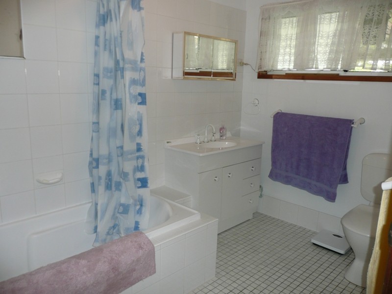 29 Strachan Road, Victoria Point QLD 4165