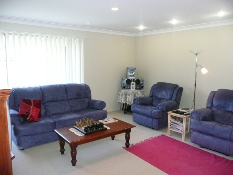 11 Aspen Place, Redland Bay QLD 4165