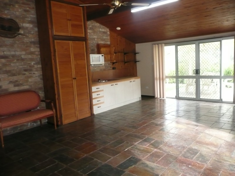 134 Shoeck Road, Sheldon QLD 4157