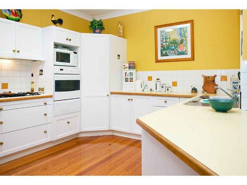 2 Kruger Street, Redland Bay QLD 4165