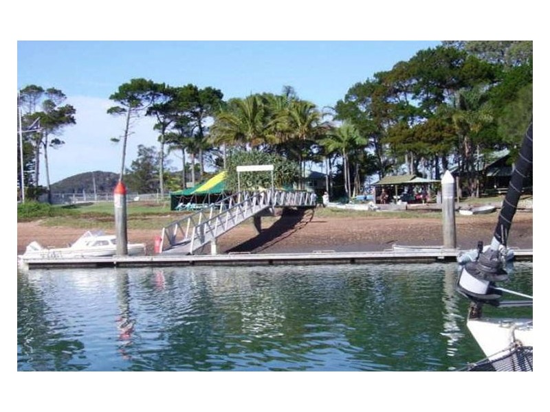 Russell Island QLD 4184