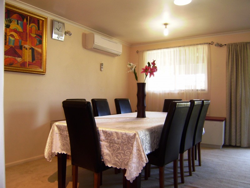 100 Kleins Road, Northmead NSW 2152