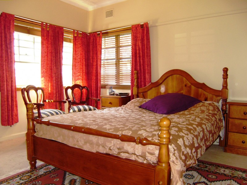 100 Kleins Road, Northmead NSW 2152