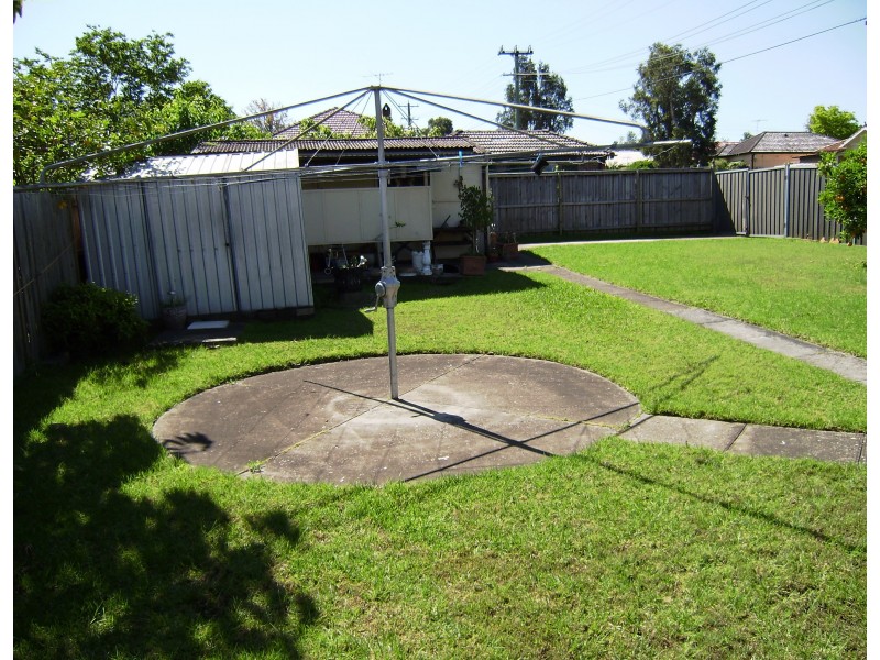 39 Northmead Avenue, Northmead NSW 2152