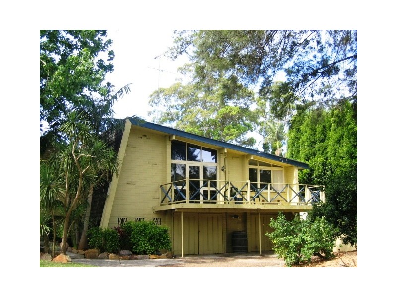 4 Dobson Crescent, Baulkham Hills NSW 2153