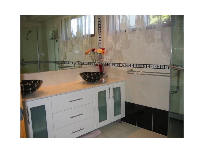 54 Carver Crescent, Baulkham Hills NSW 2153