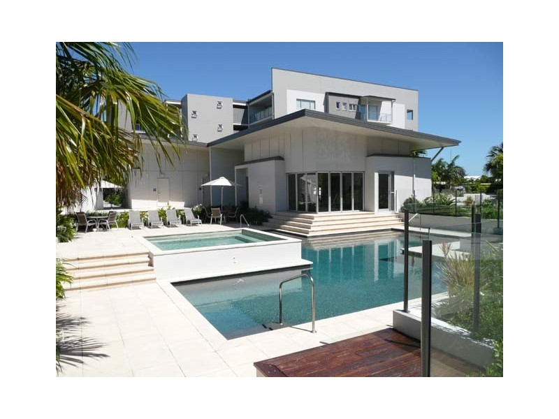 31/7 Grand Parade, Kawana Island QLD 4575