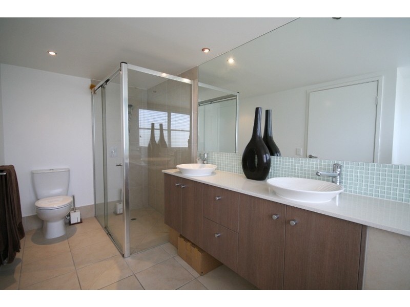 87/7 Grand Parade, Kawana Island QLD 4575