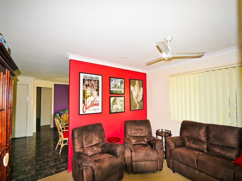 6 Bishop Court, Loganlea QLD 4131