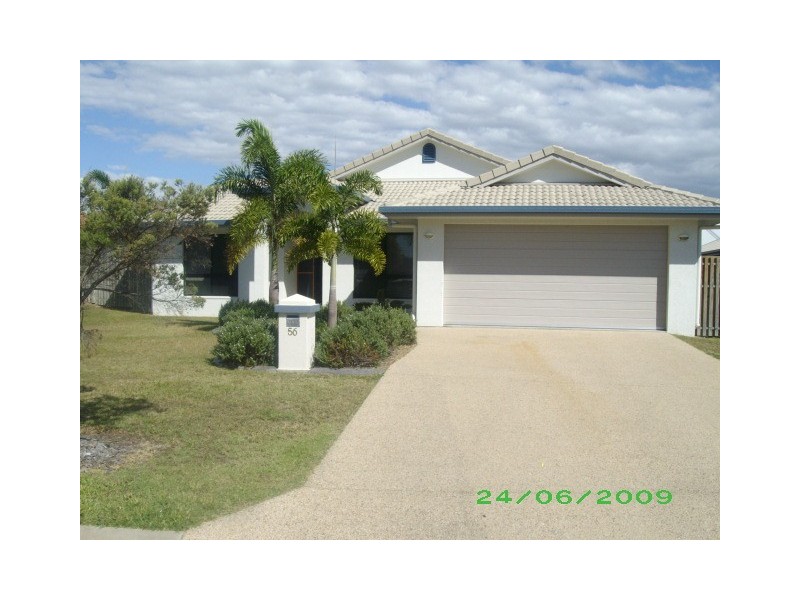 Bushland Beach QLD 4818