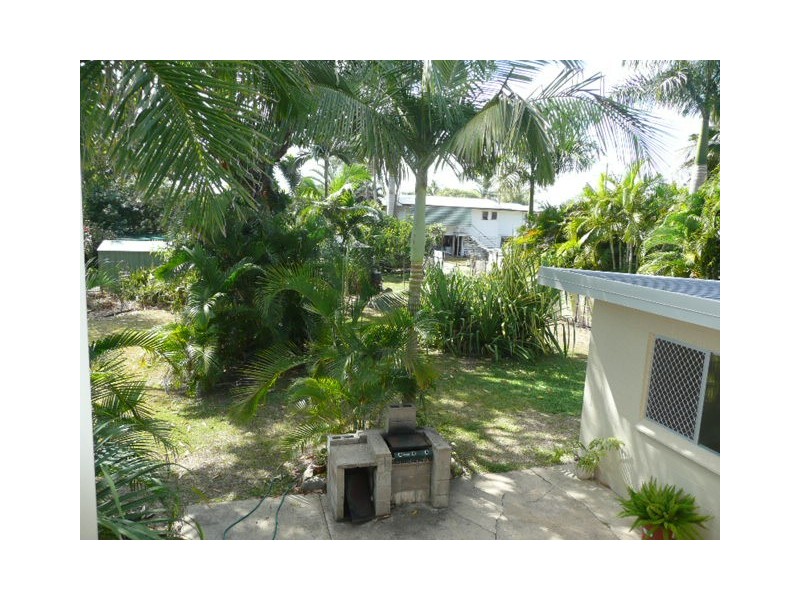 135 Twelfth Ave, Railway Estate QLD 4810