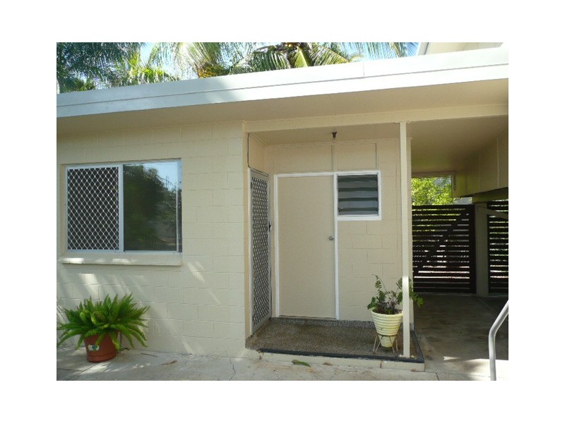 135 Twelfth Ave, Railway Estate QLD 4810