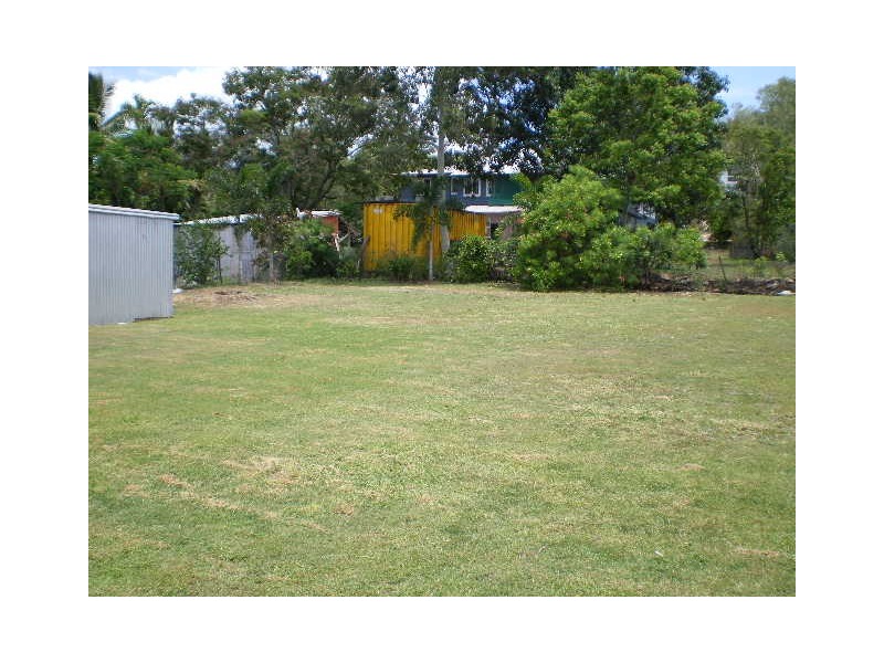 West End QLD 4810