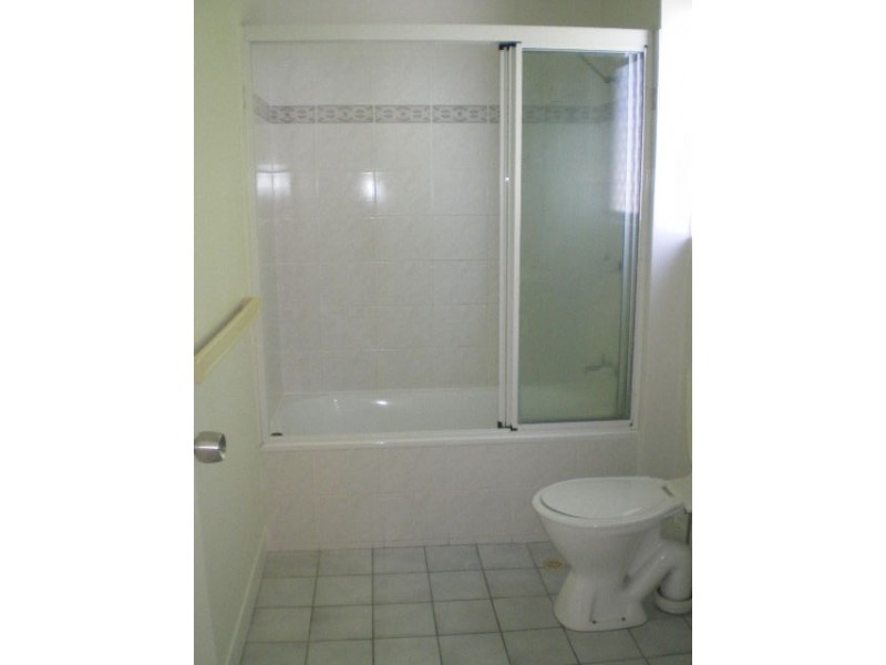 Pimlico QLD 4812