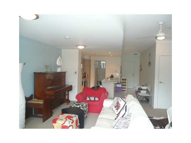 32/159 Riverside Blvd, Douglas QLD 4814