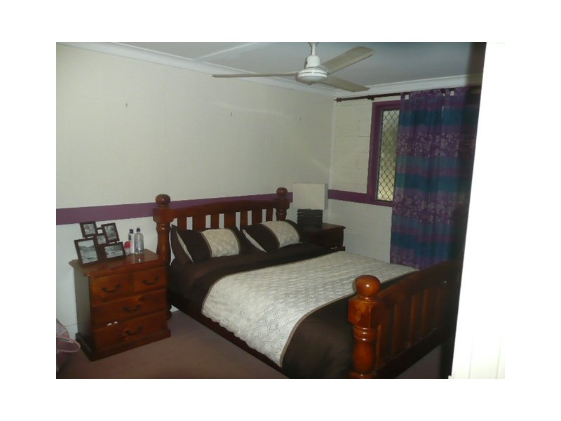 19 Rossiter Street, Cranbrook QLD 4814