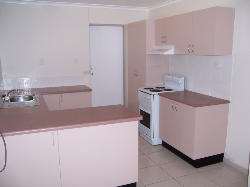 145 Miles Avenue, Kelso QLD 4815