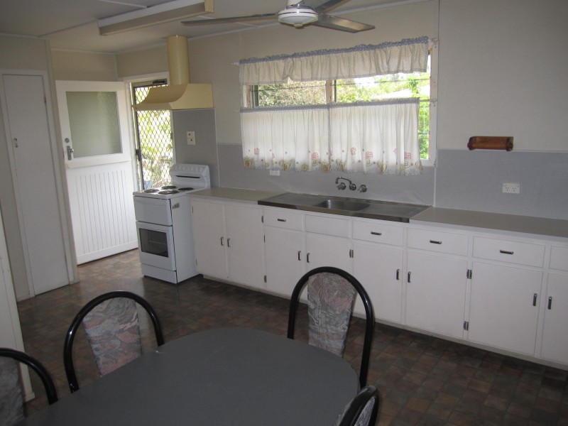 19 Blaxland Cres, Vincent QLD 4814