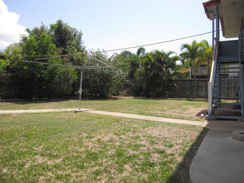 19 Blaxland Cres, Vincent QLD 4814