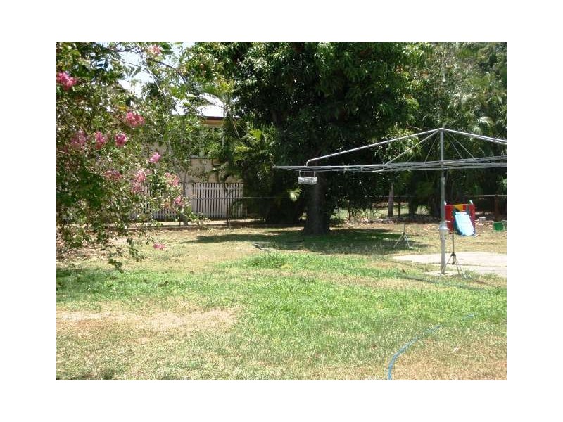 38 Brooks Street, Railway Estate QLD 4810