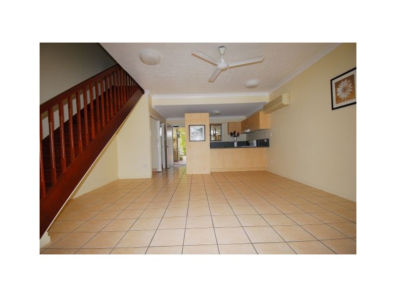 West End QLD 4810