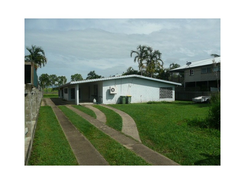 14 Sooning Street, Hermit Park QLD 4812