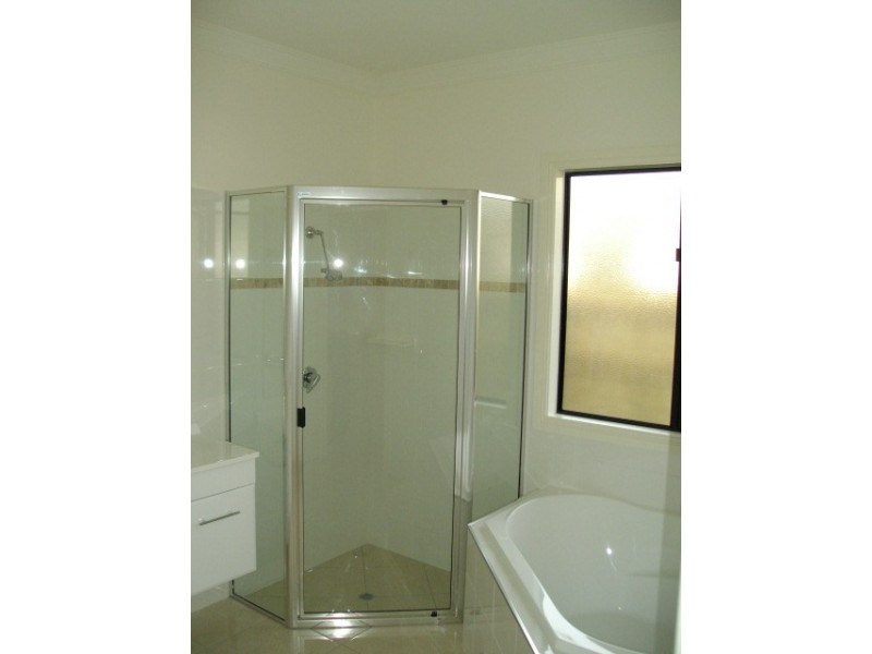Bohle Plains QLD 4817